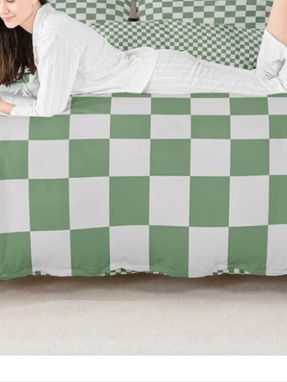 Green and White Checkerboard Folded Duvet COVER